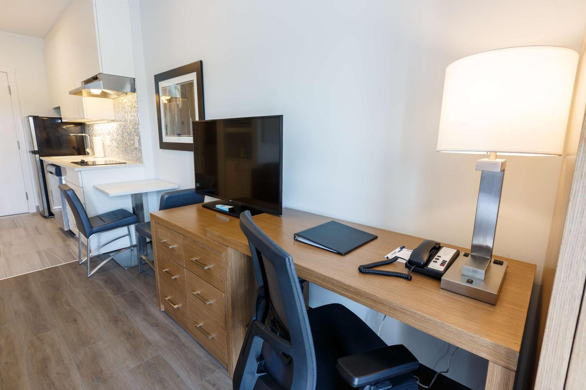 Executive Residency By Best Western Calgary City View North Zewnętrze zdjęcie